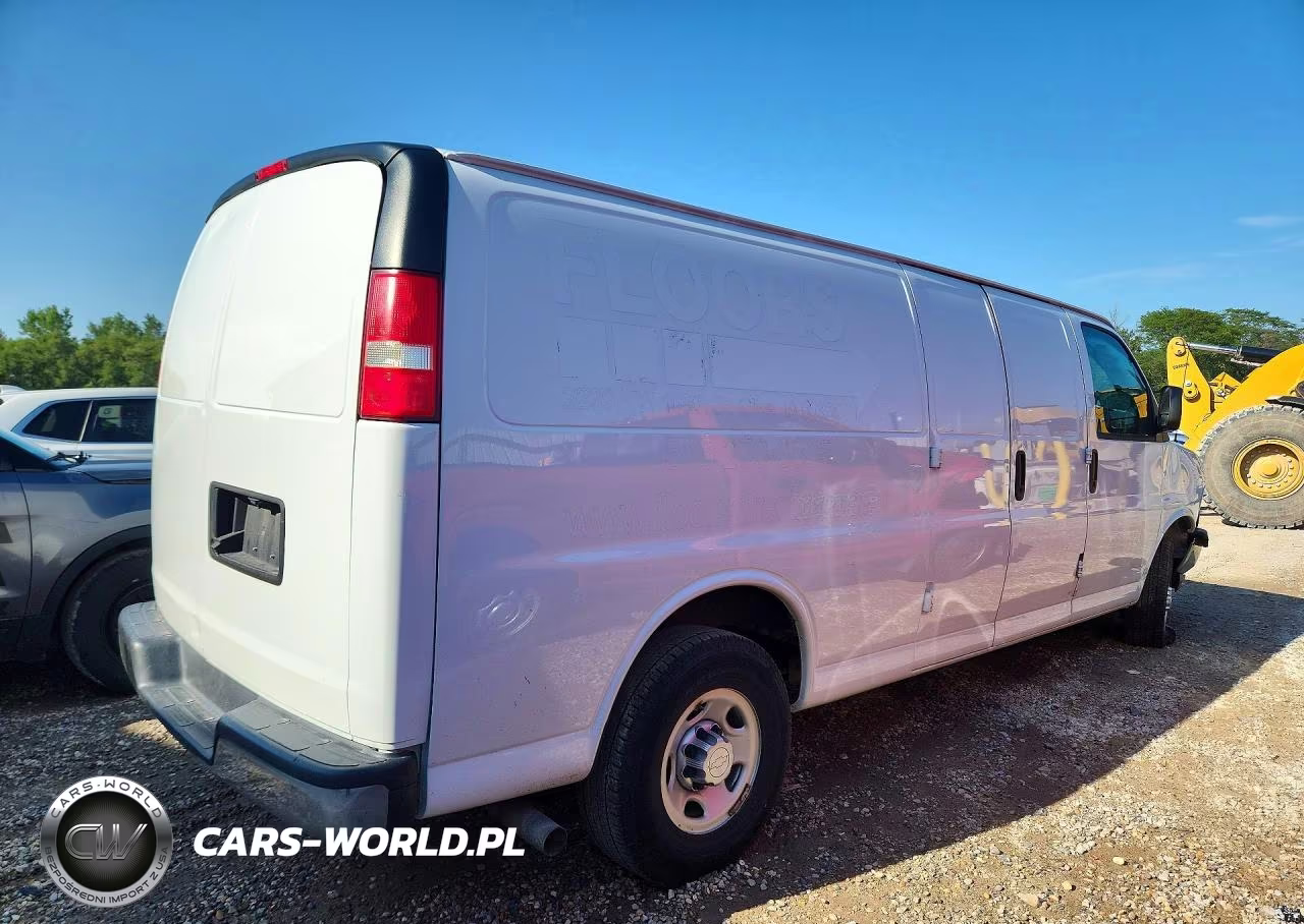 2017 Chevrolet Express 3500 Cargo Delivery Van VIN:1GCZGHFG7H1351242 - 3