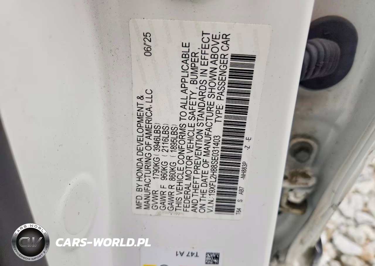 2025 Honda Civic Sport VIN:19XFL2H88SE031403 - 12