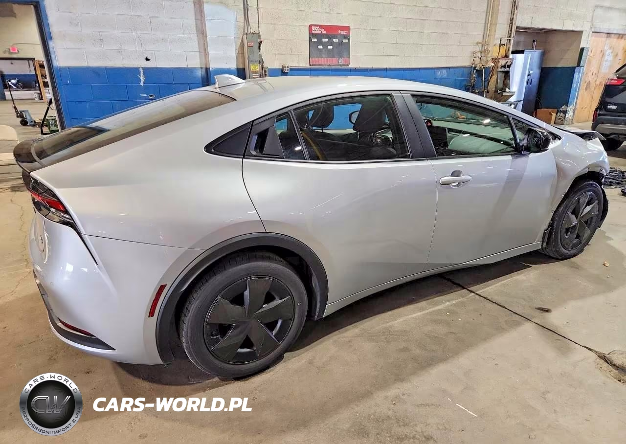 2025 Toyota Prius Le VIN:JTDACAAU7S3054643 - 2