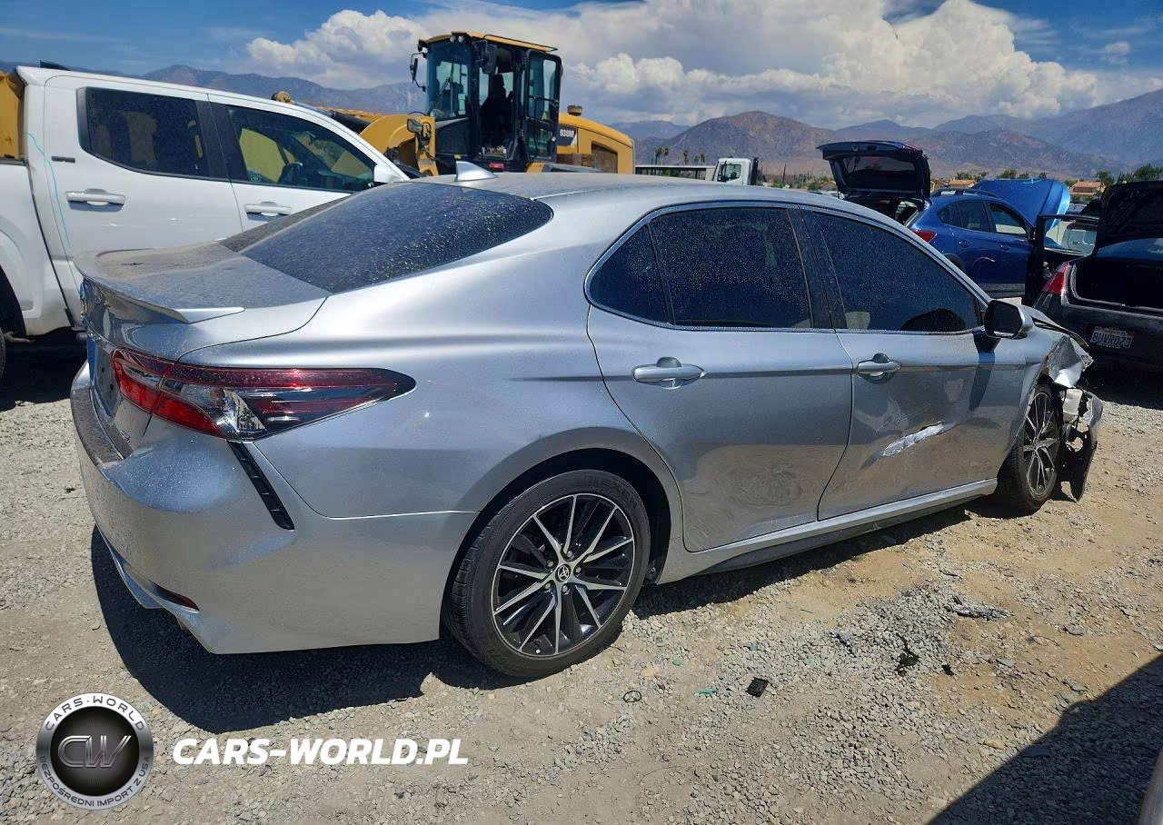 2021 Toyota Camry Se VIN:4T1G11AKXMU532786 - 3