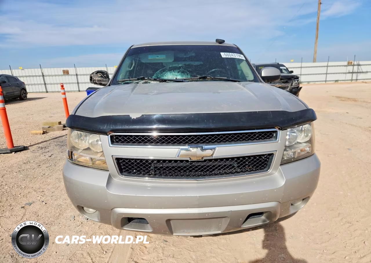 2008 Chevrolet Tahoe C1500 VIN:1GNFC13J28R267974 - 5