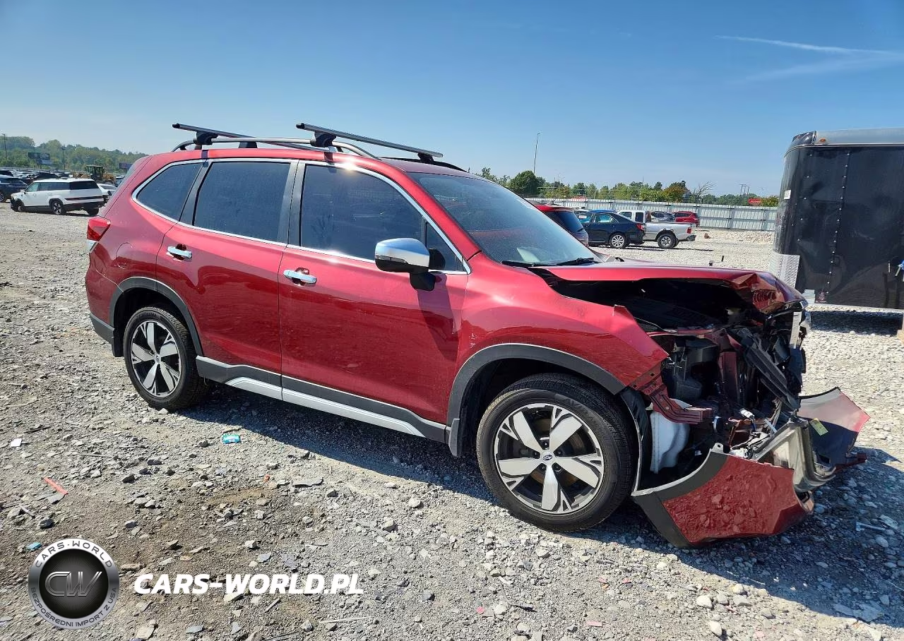 2019 Subaru Forester Touring VIN:JF2SKAWC0KH503513 - 4