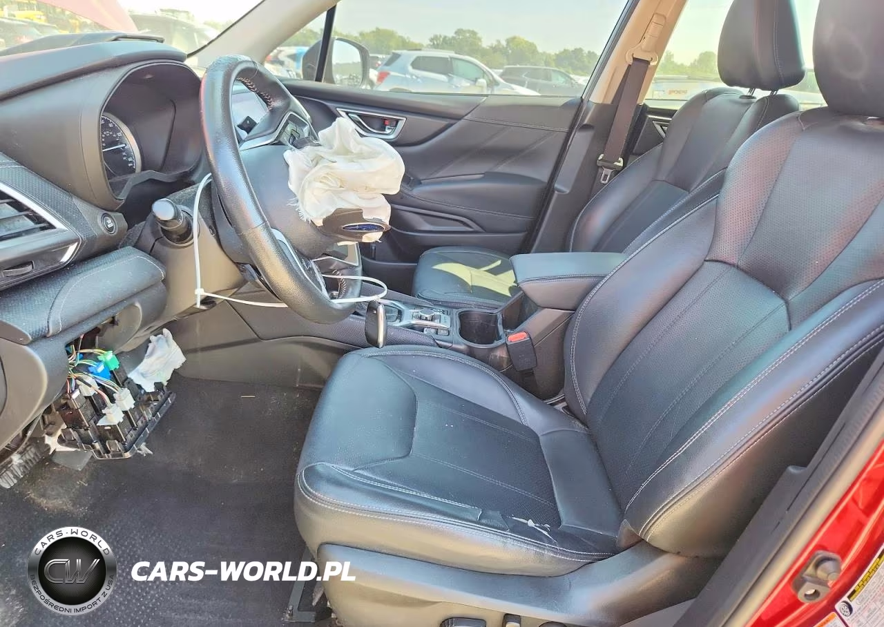 2019 Subaru Forester Touring VIN:JF2SKAWC0KH503513 - 7