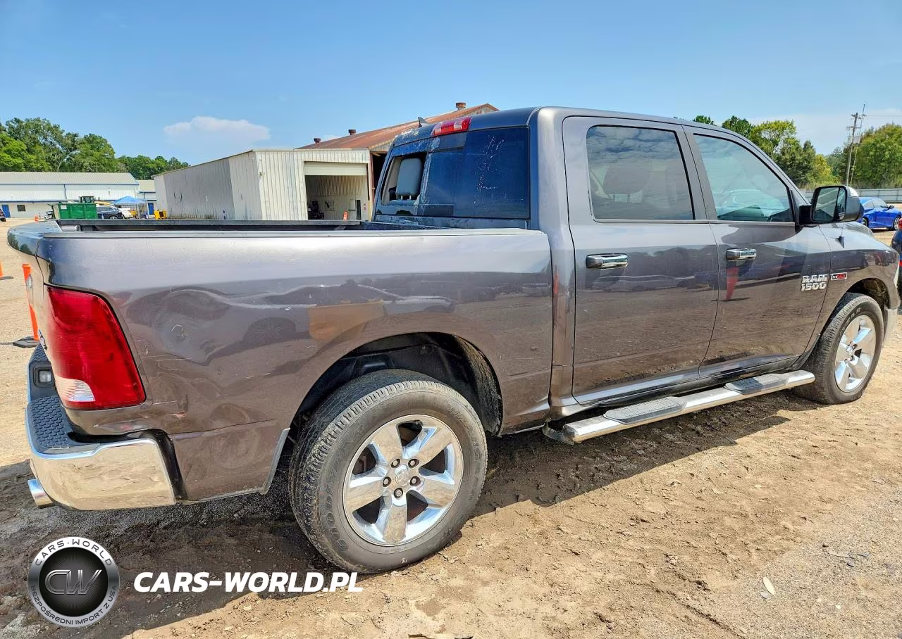 2015 Ram 1500 Big Horn VIN:1C6RR7LM7FS531768 - 3