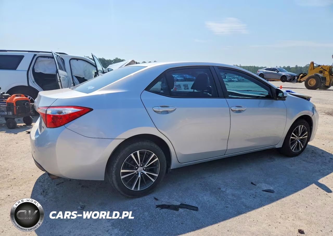 2016 Toyota Corolla Le Plus VIN:2T1BURHEXGC558505 - 3