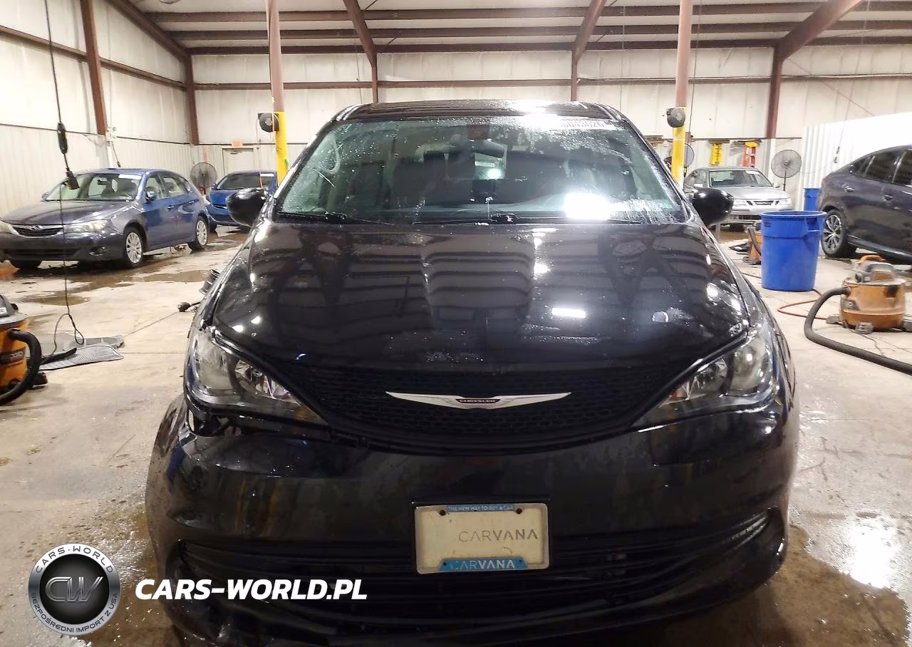 2018 Chrysler Pacifica L VIN:2C4RC1AG3JR121113 - 5