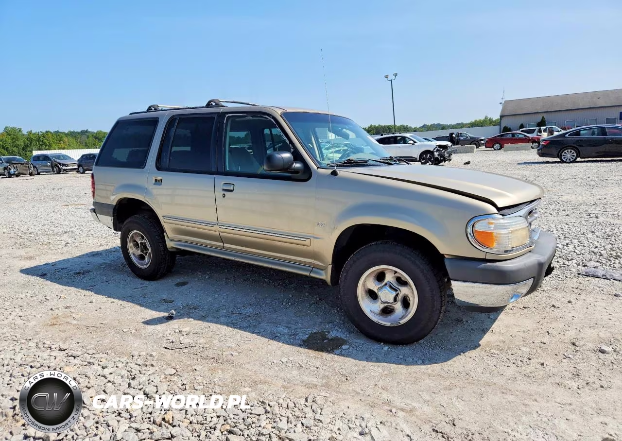 2000 Ford Explorer Xlt VIN:1FMZU63P5YUB60270 - 4