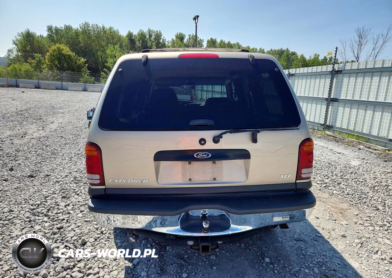 2000 Ford Explorer Xlt VIN:1FMZU63P5YUB60270 - 6