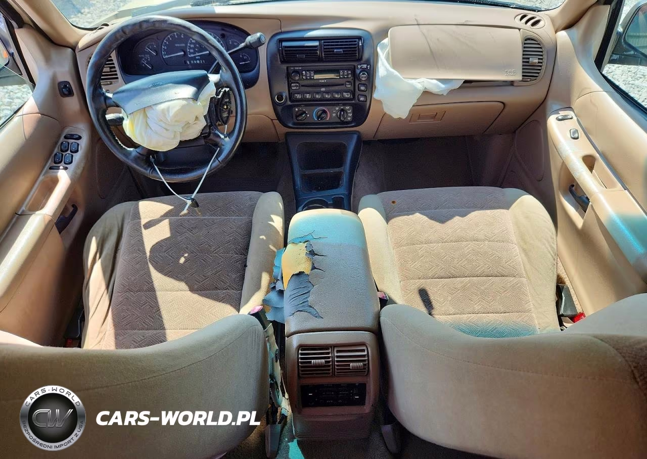 2000 Ford Explorer Xlt VIN:1FMZU63P5YUB60270 - 8