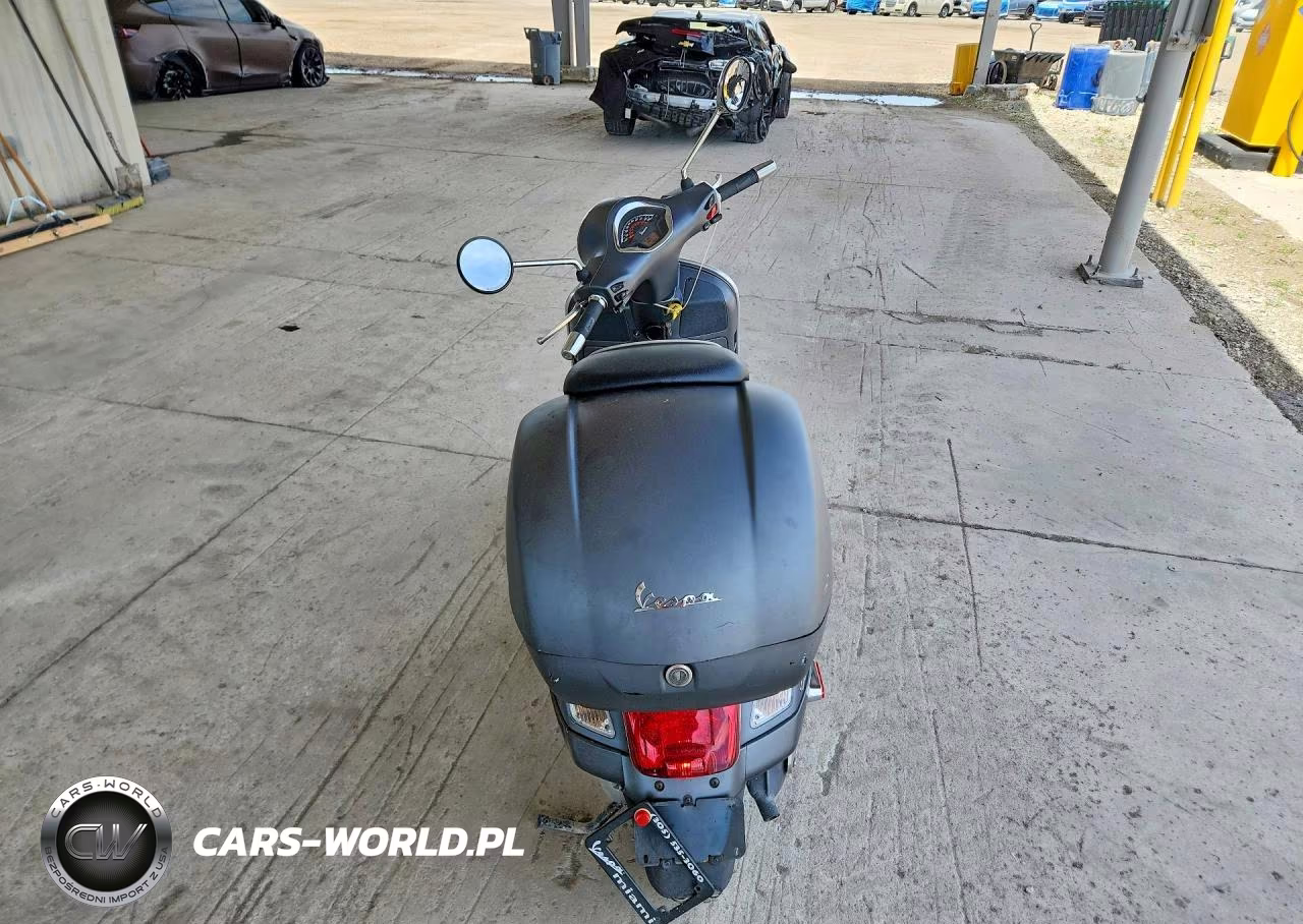 2018 Vespa Gts 300 VIN:ZAPMA39L4J5200783 - 4