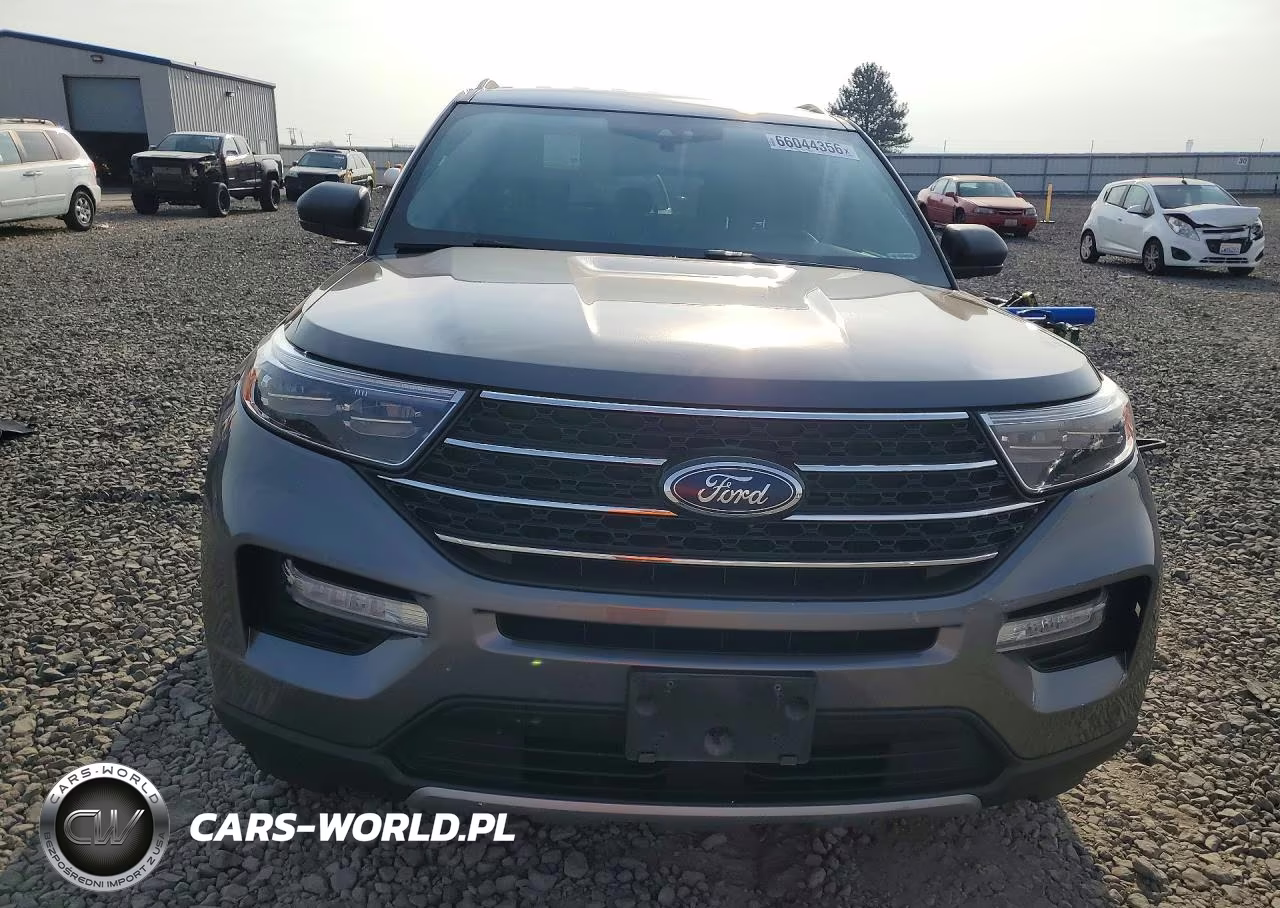 2023 Ford Explorer Xlt VIN:1FMSK8DH0PGA58348 - 5