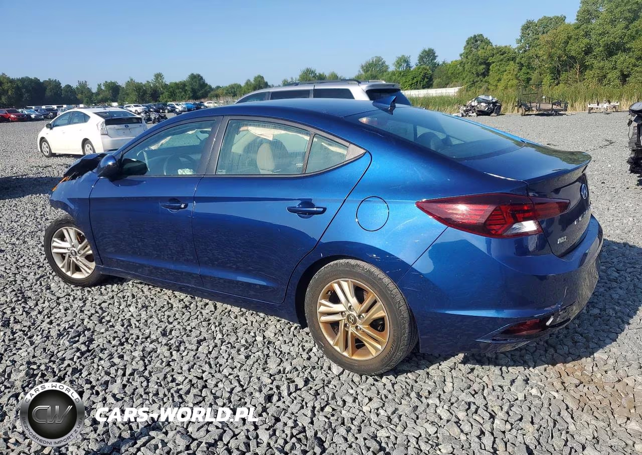 2019 Hyundai Elantra Value Edition VIN:5NPD84LF6KH405870 - 2