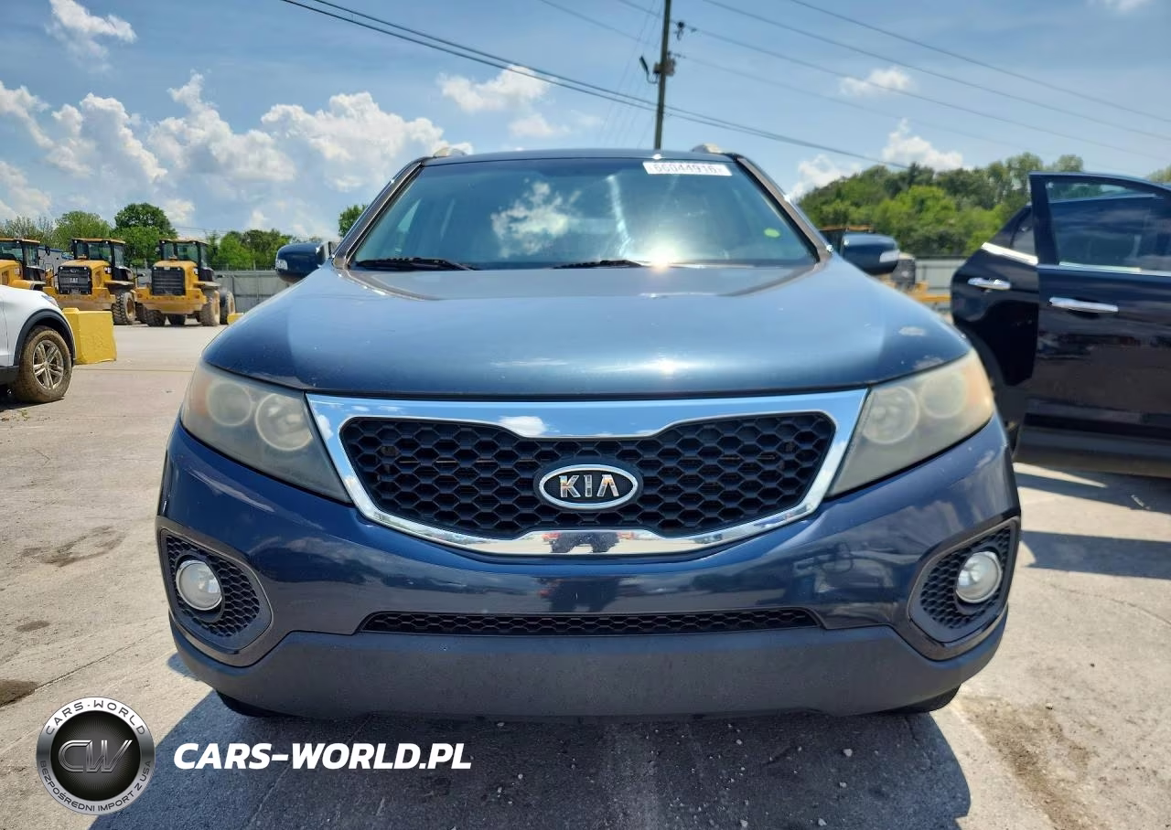 2011 Kia Sorento Lx VIN:5XYKT4A12BG116909 - 5