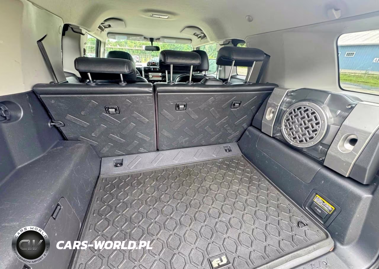 2008 Toyota Fj Cruiser Base VIN:JTEBU11F58K032394 - 11