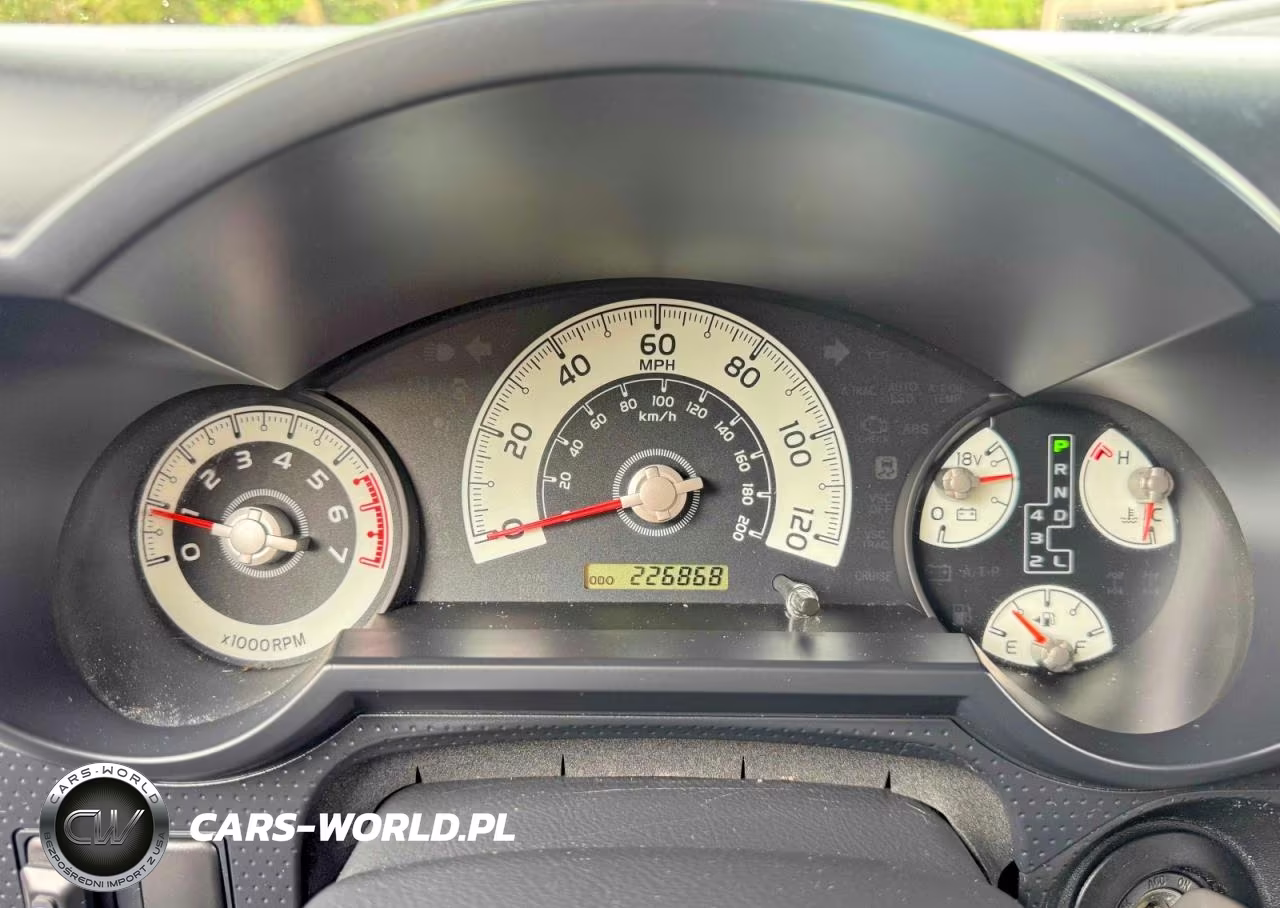 2008 Toyota Fj Cruiser Base VIN:JTEBU11F58K032394 - 8