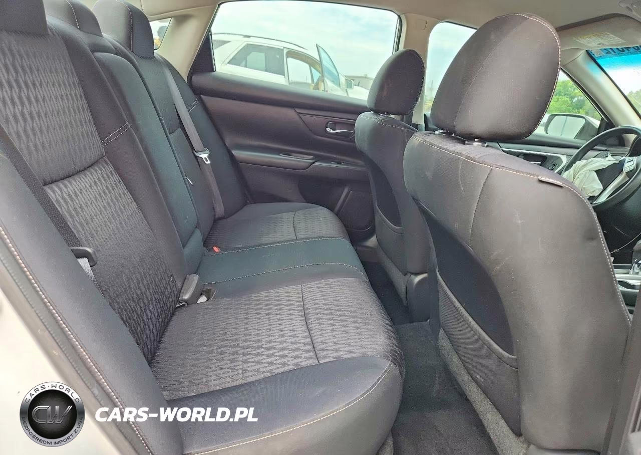2018 Nissan Altima 2.5 S VIN:1N4AL3AP4JC218666 - 10