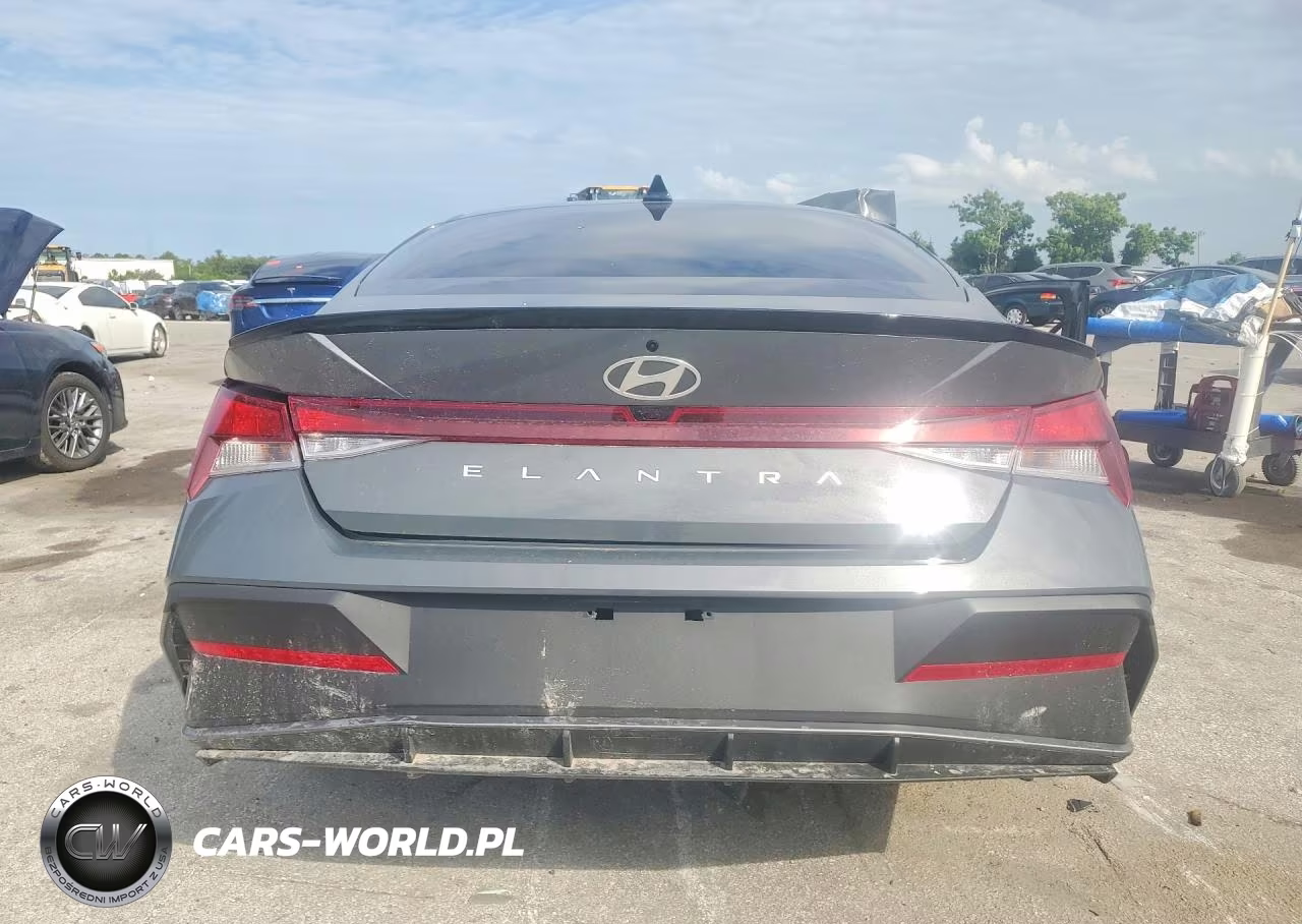 2026 Hyundai Elantra Sel Sport VIN:KMHLM4DG5TU188197 - 6