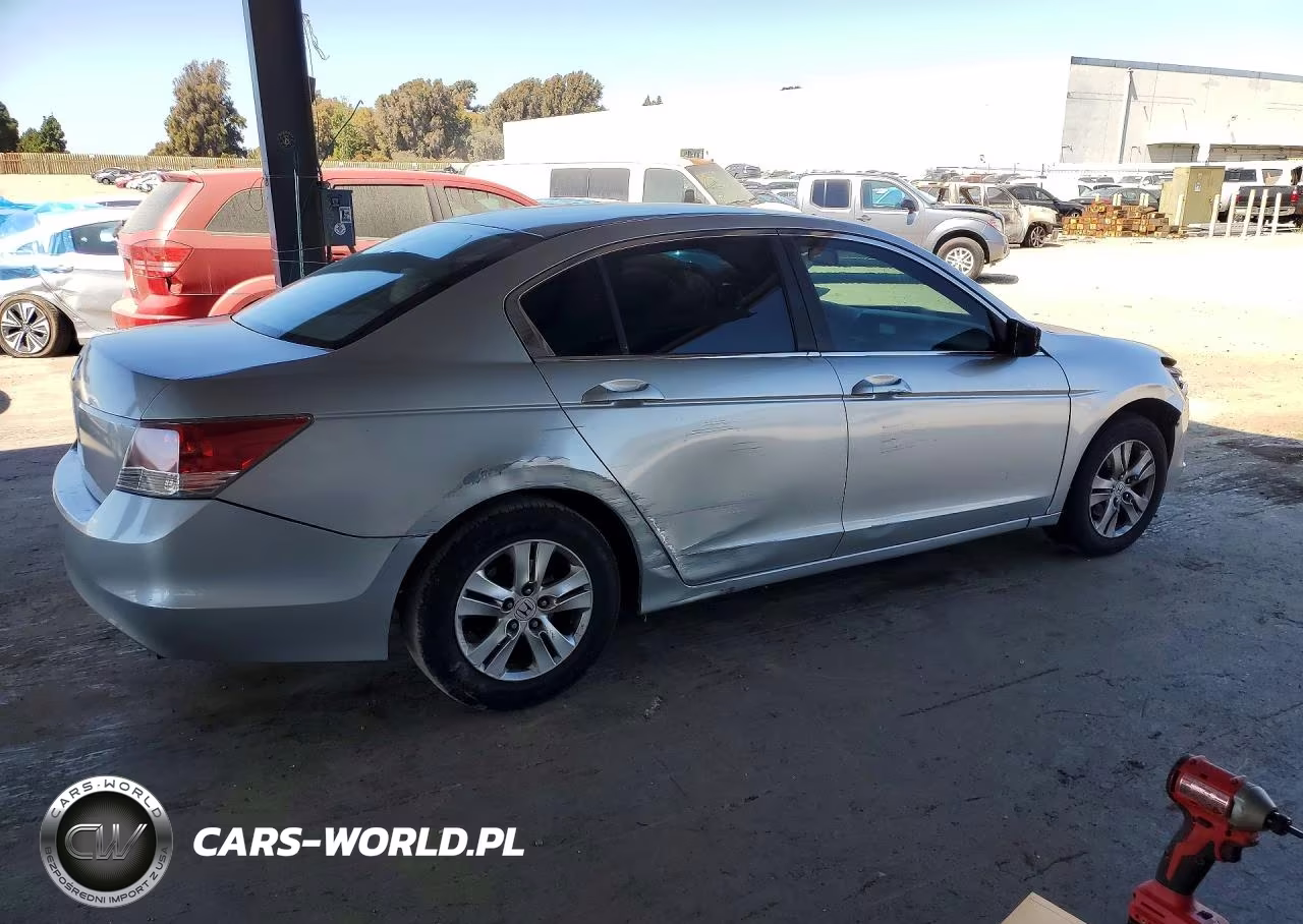 2009 Honda Accord Lxp VIN:JHMCP264X9C013802 - 3
