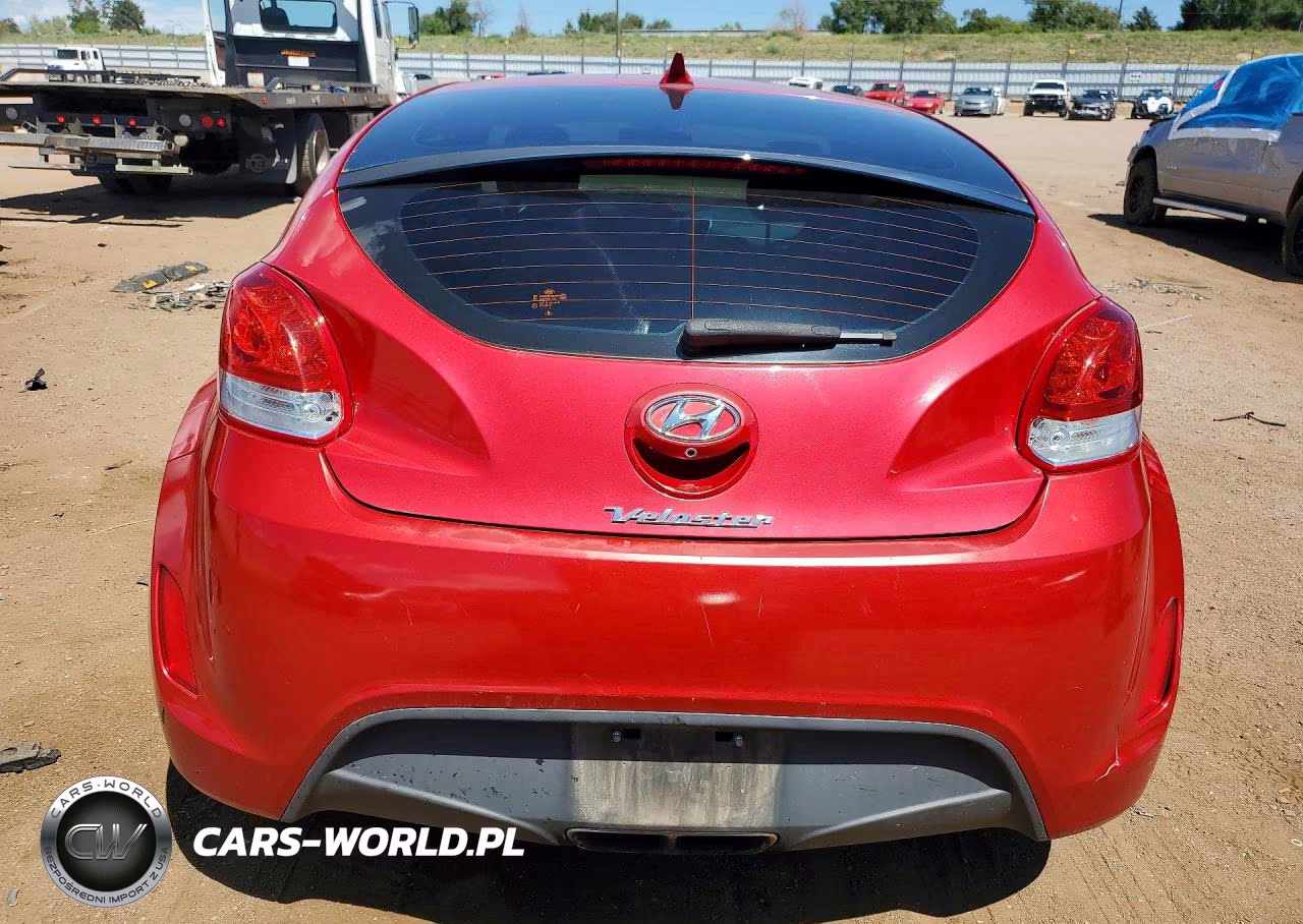 2017 Hyundai Veloster Base VIN:KMHTC6AD5HU316986 - 6