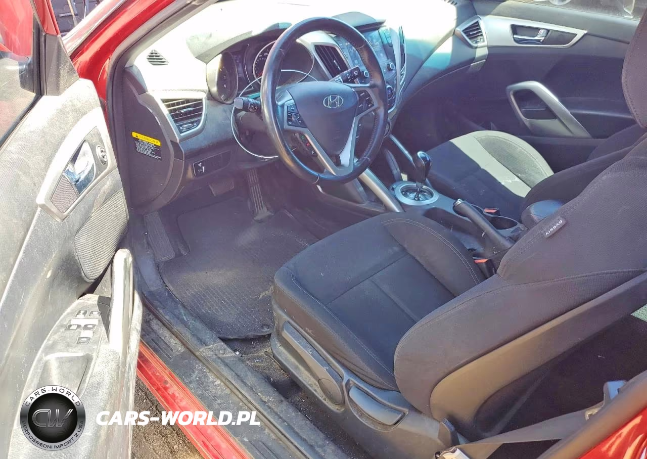 2017 Hyundai Veloster Base VIN:KMHTC6AD5HU316986 - 8
