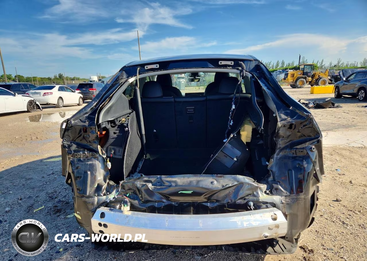 2024 Tesla Model Y VIN:7SAYGDEF1RF057425 - 6