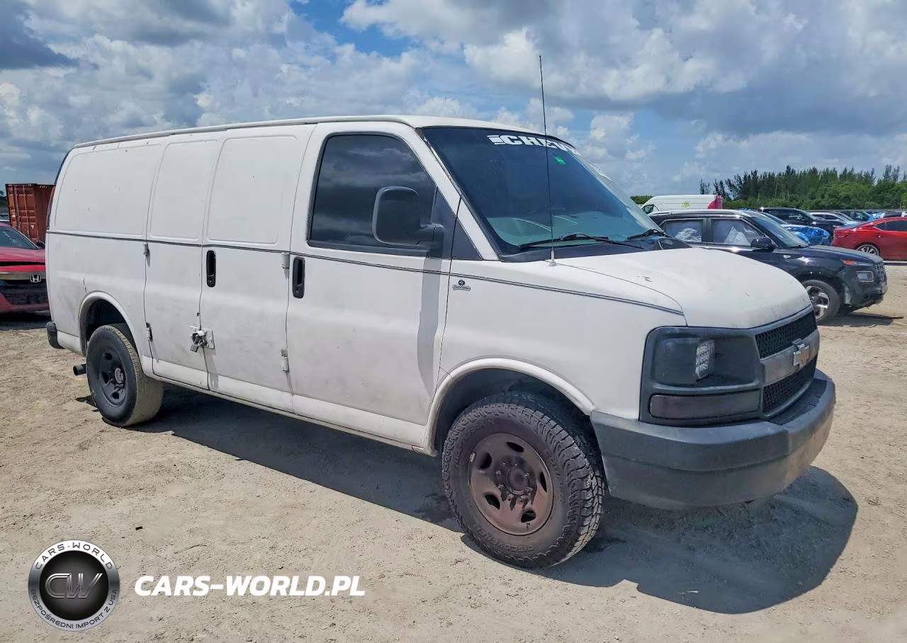 2007 Chevrolet Express G2500 VIN:1GCGG25VX71190761 - 4