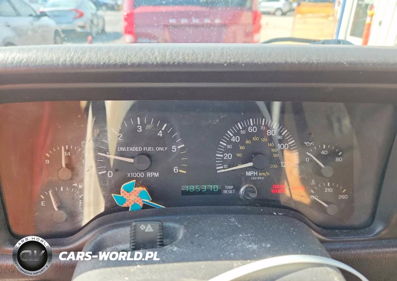 2000 Jeep Cherokee Sport VIN:1J4FF48S8YL181875 - 9