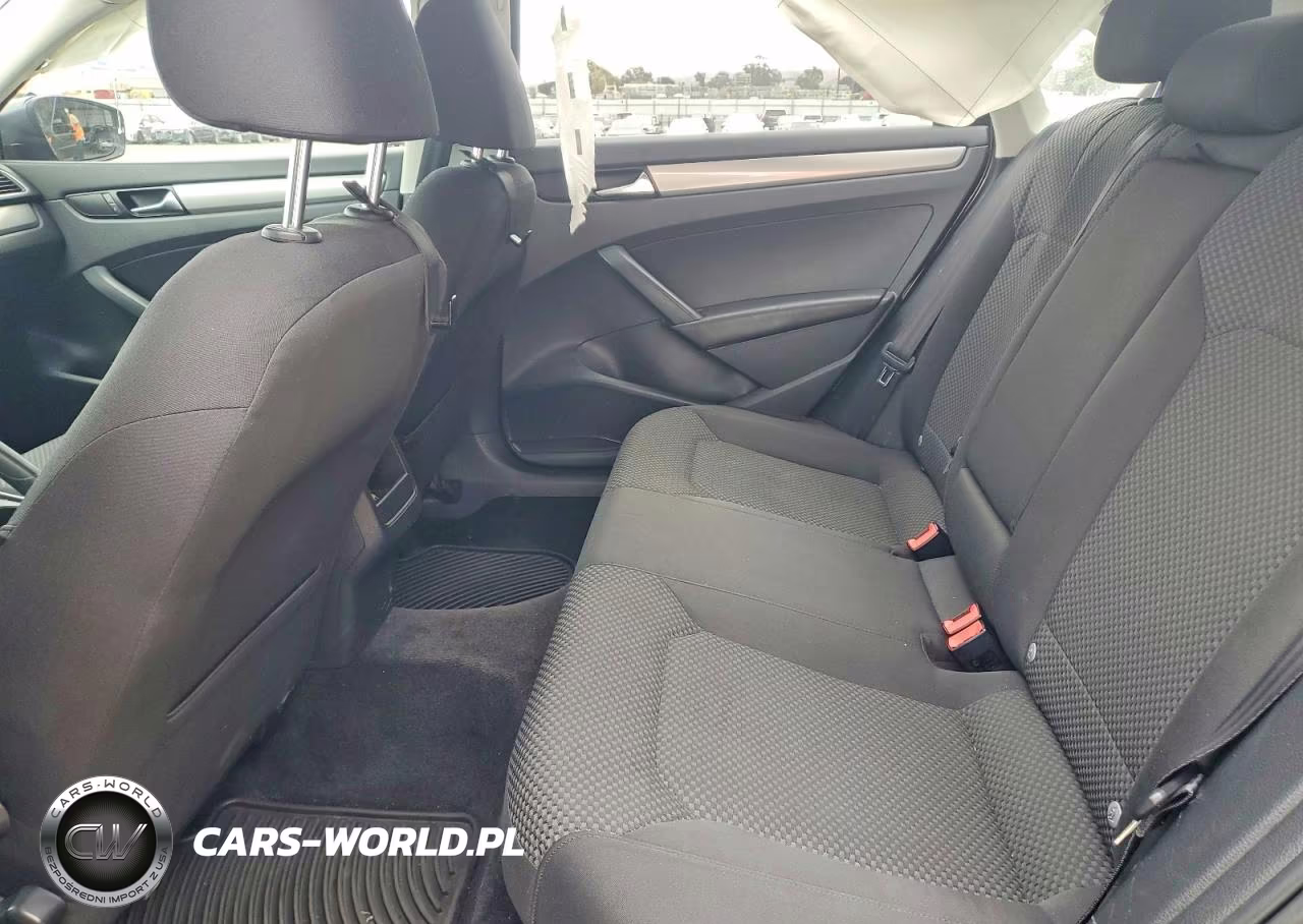 2013 Volkswagen Passat S VIN:1VWAP7A34DC102923 - 10