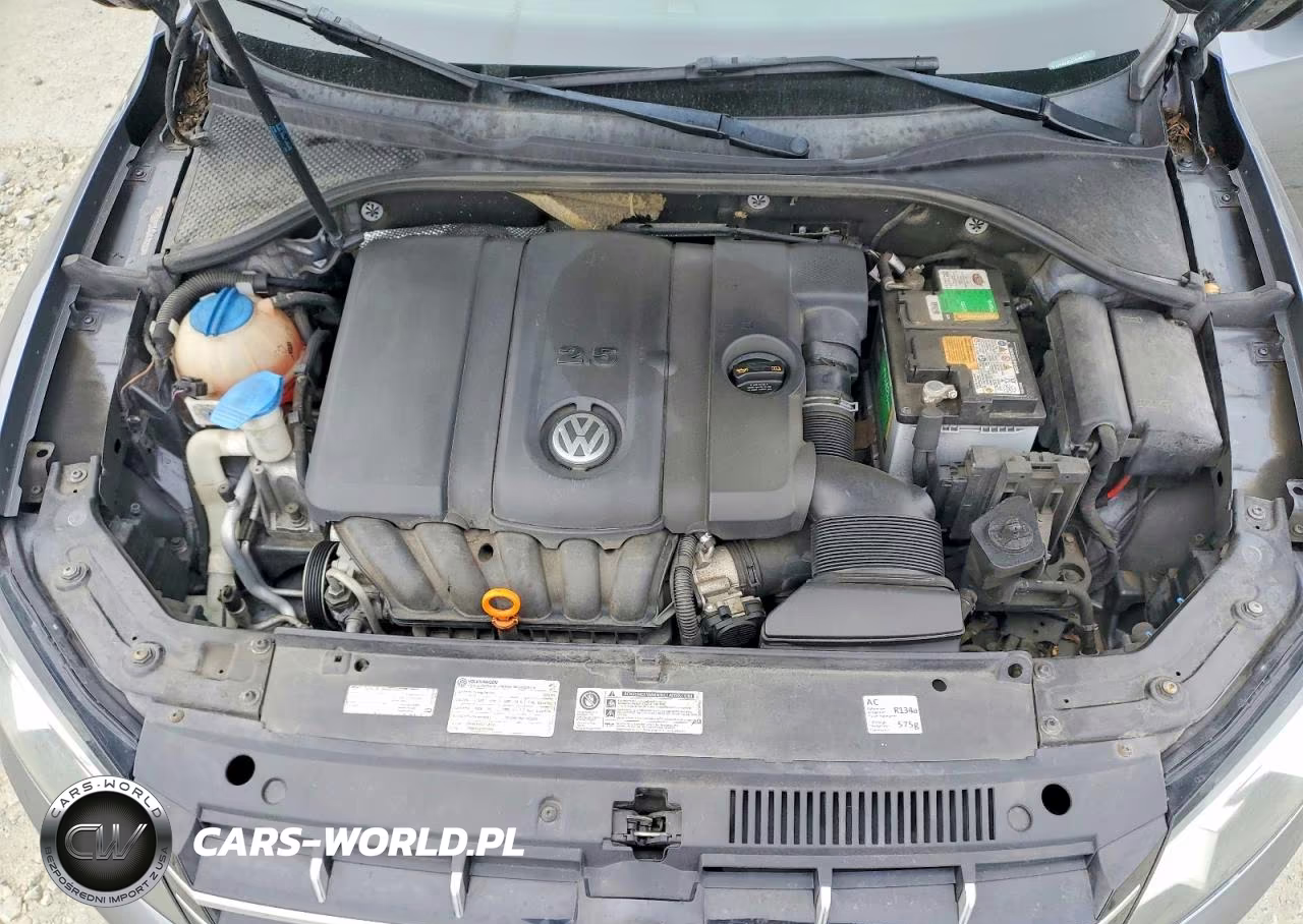 2013 Volkswagen Passat S VIN:1VWAP7A34DC102923 - 11