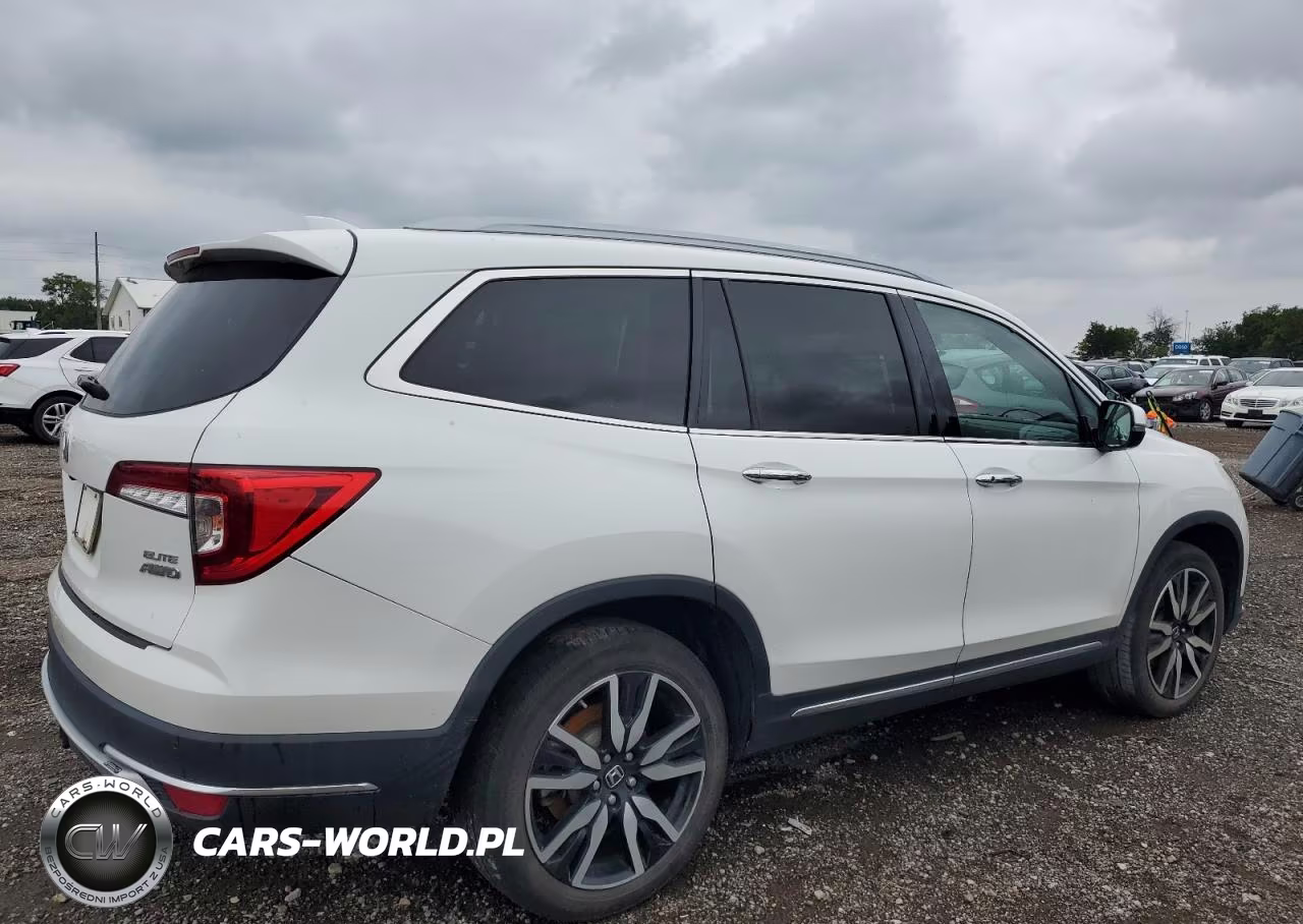 2021 Honda Pilot Elite VIN:5FNYF6H03MB018251 - 3