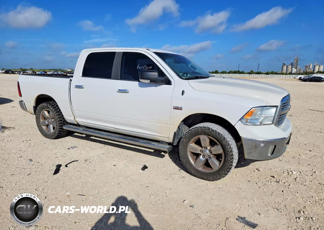 2015 Ram 1500 Slt VIN:1C6RR7LT0FS717952 - 4