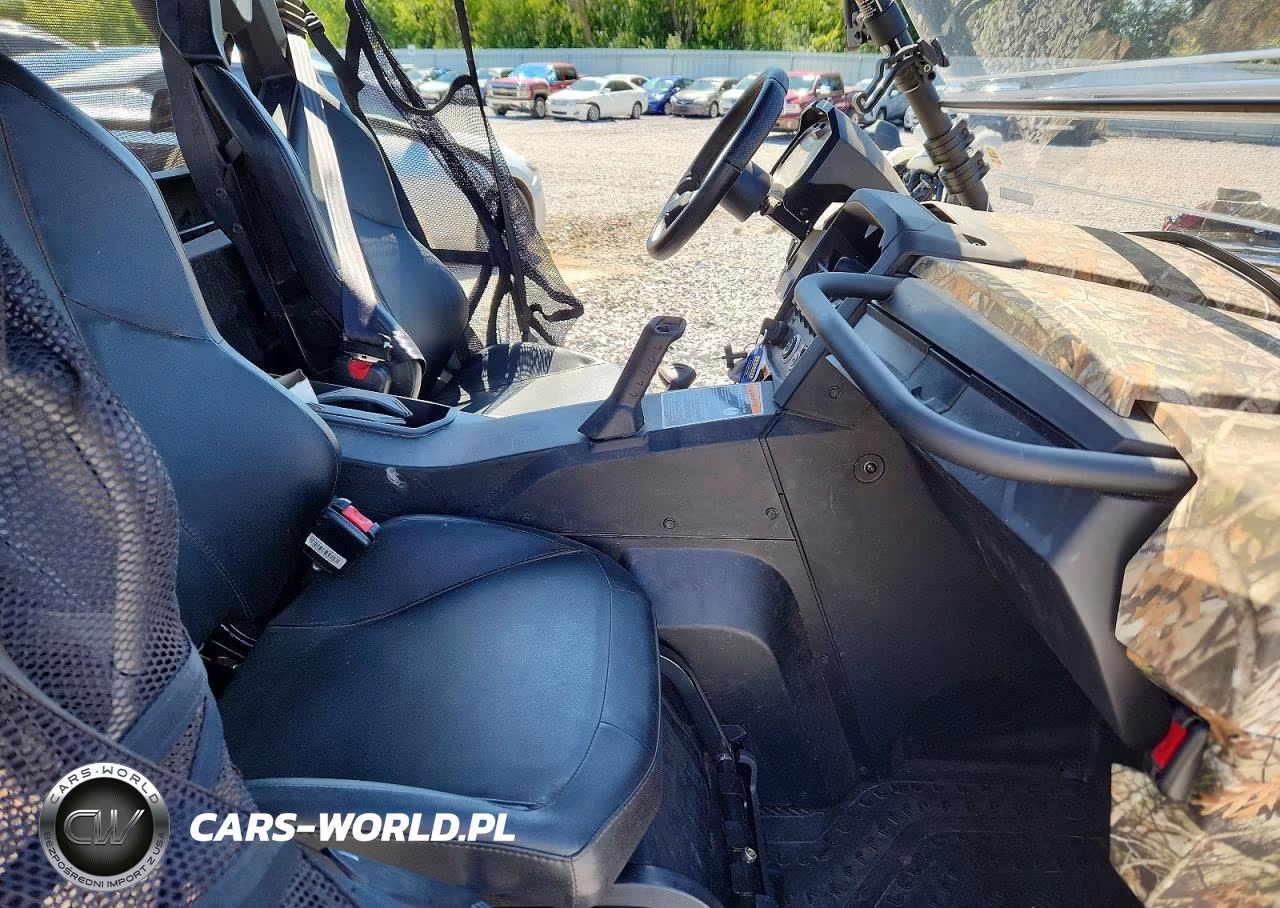 2015 Can-Am Commander 800R Xt Utility Vehicle VIN:3JBKKAN2XFJ001475 - 5