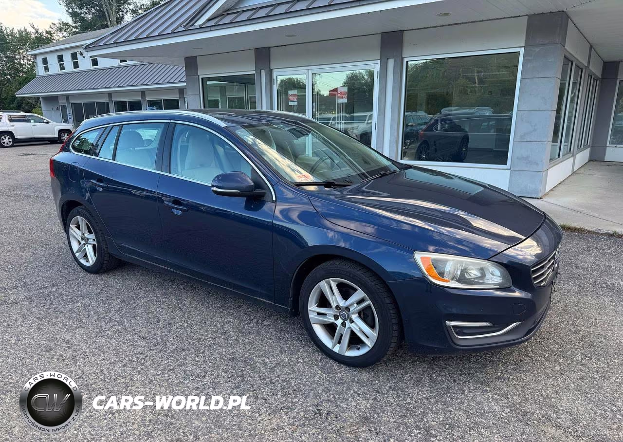 2015 Volvo V60 Premier