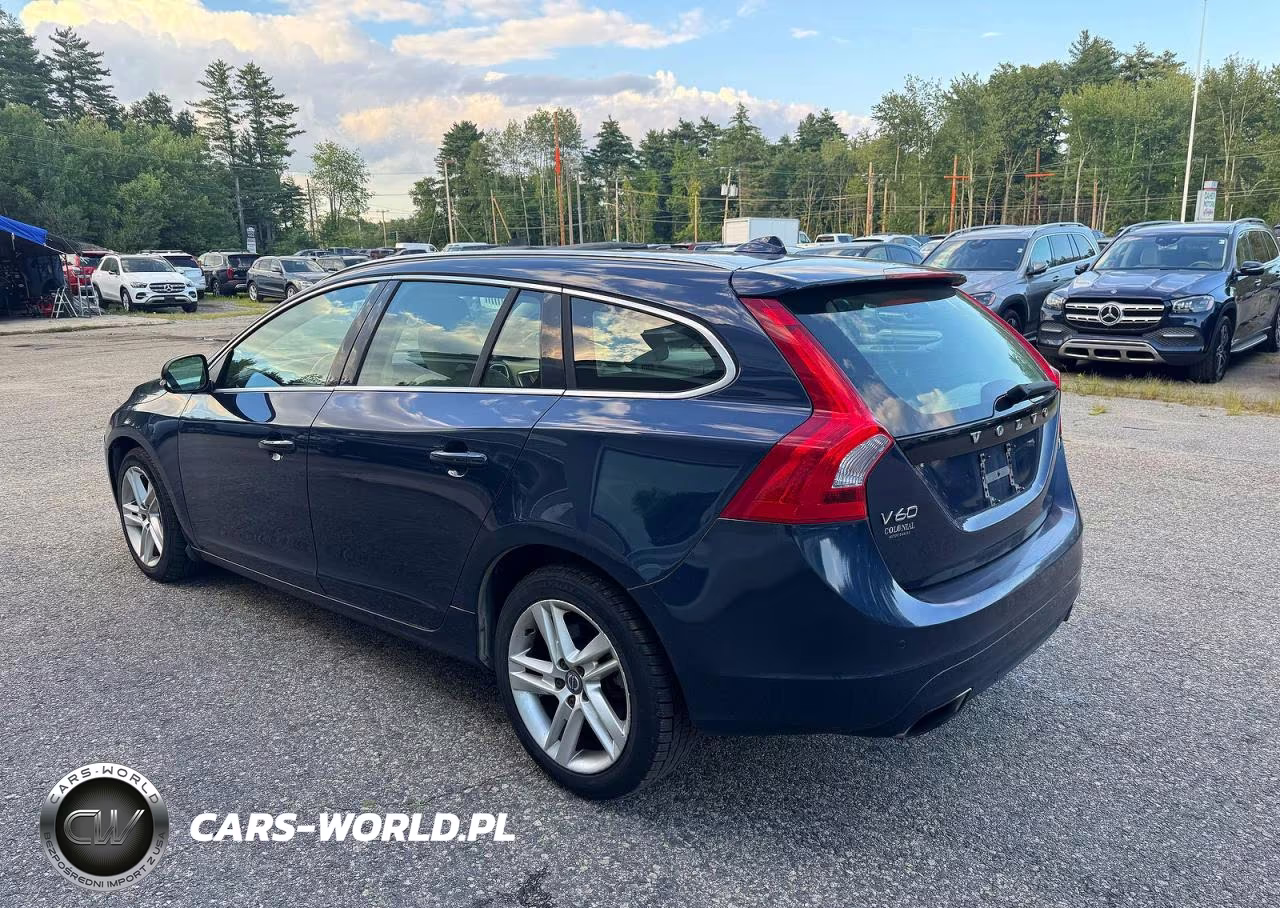 2015 Volvo V60 Premier VIN:YV140MEK6F1254733 - 3