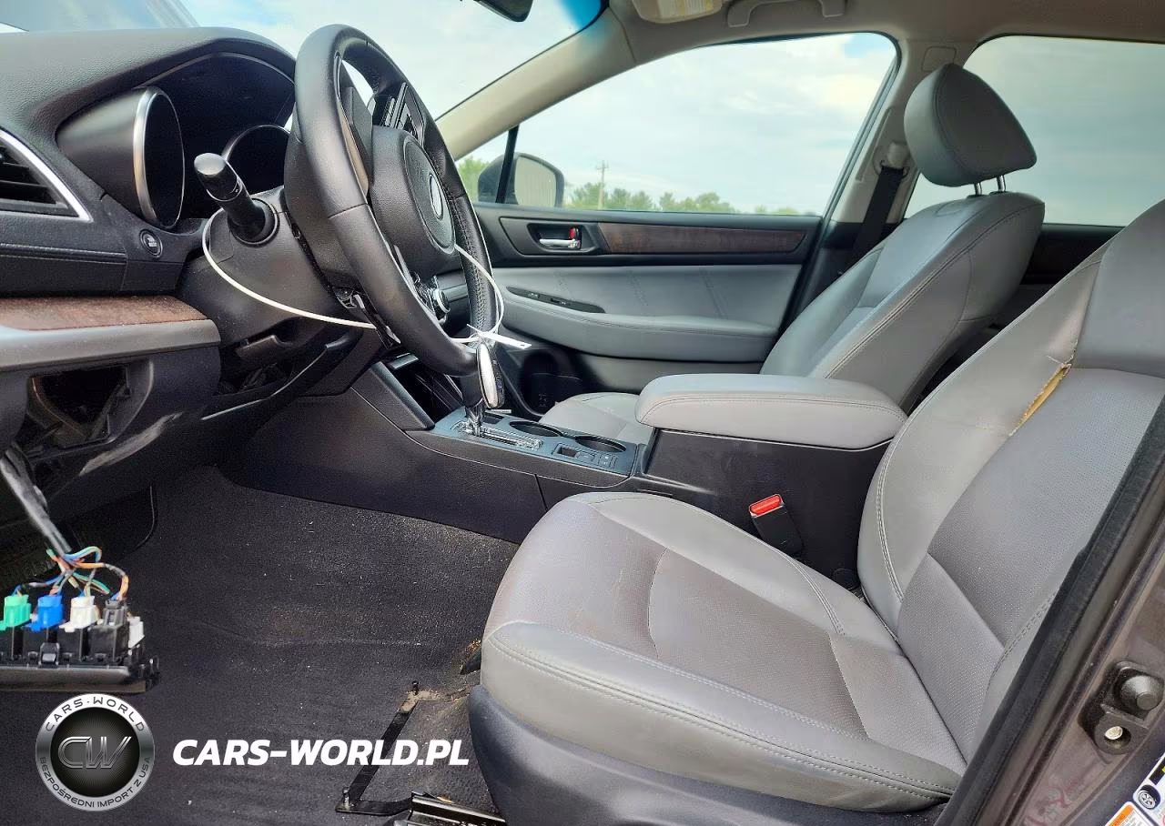 2019 Subaru Outback 3.6R Limited VIN:4S4BSENC7K3325762 - 7