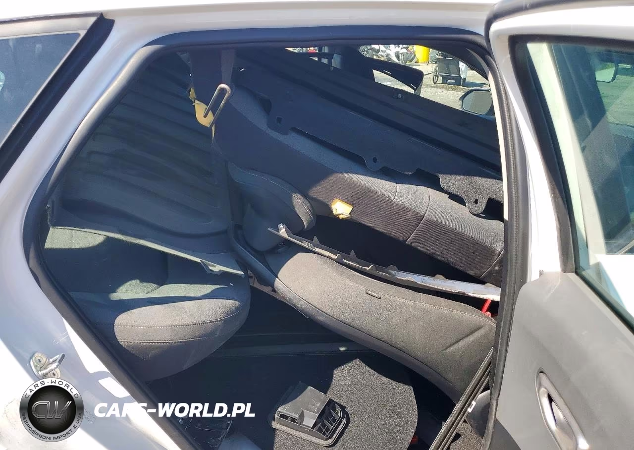 2025 Kia K4 Lx VIN:3KPFT4DE5SE062454 - 10