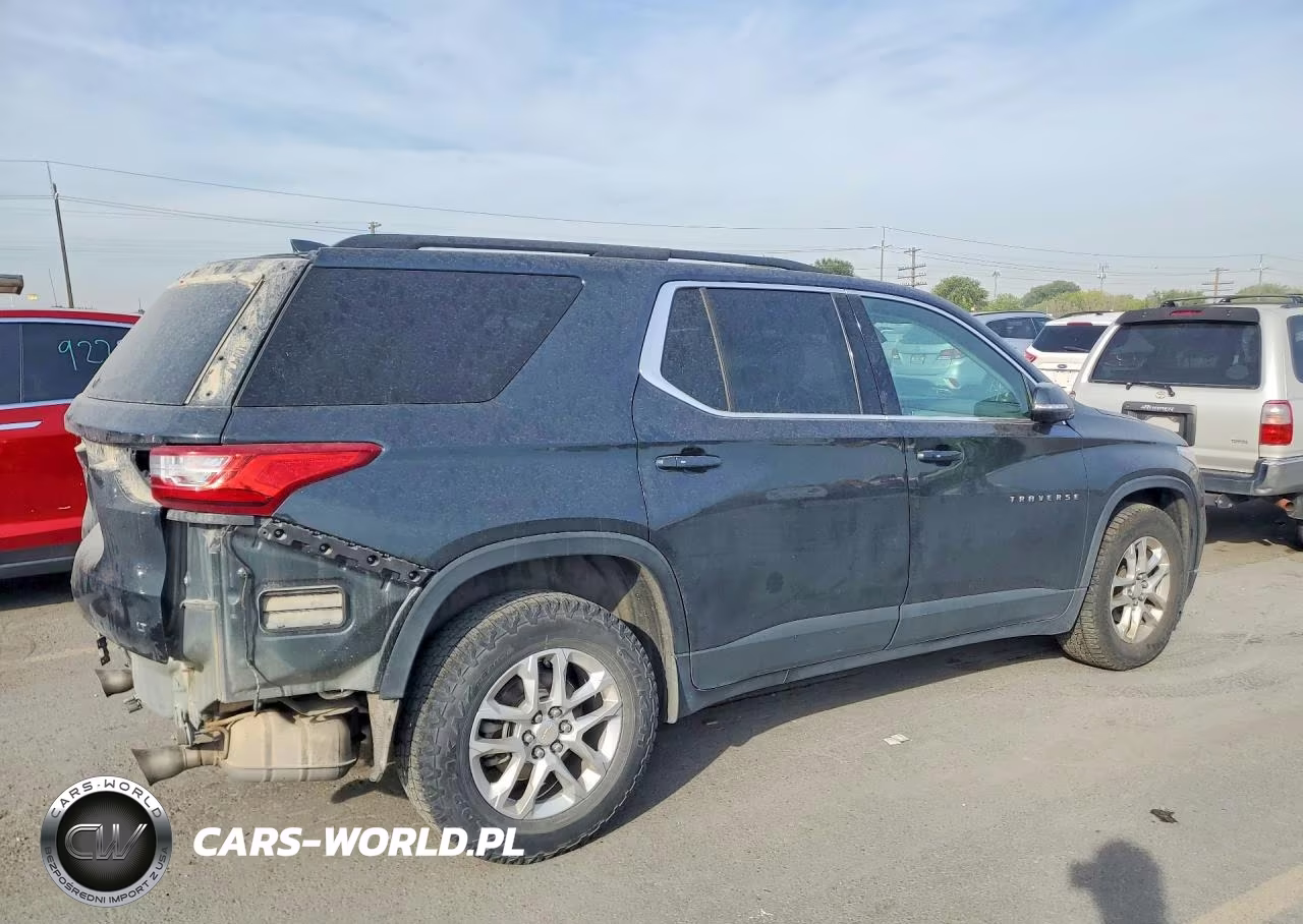 2019 Chevrolet Traverse Lt VIN:1GNEVGKW1KJ140161 - 3