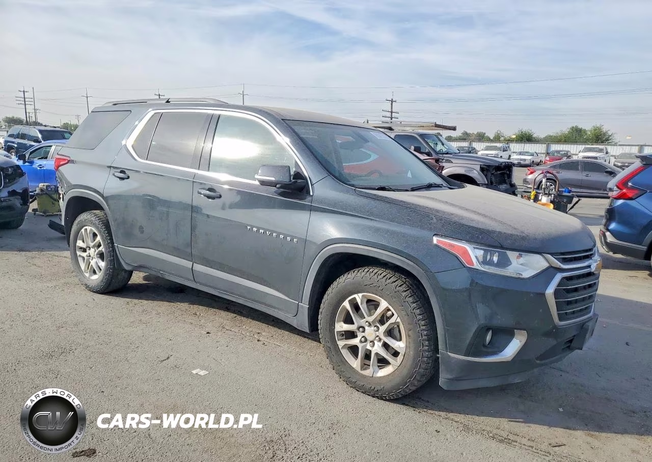 2019 Chevrolet Traverse Lt VIN:1GNEVGKW1KJ140161 - 4