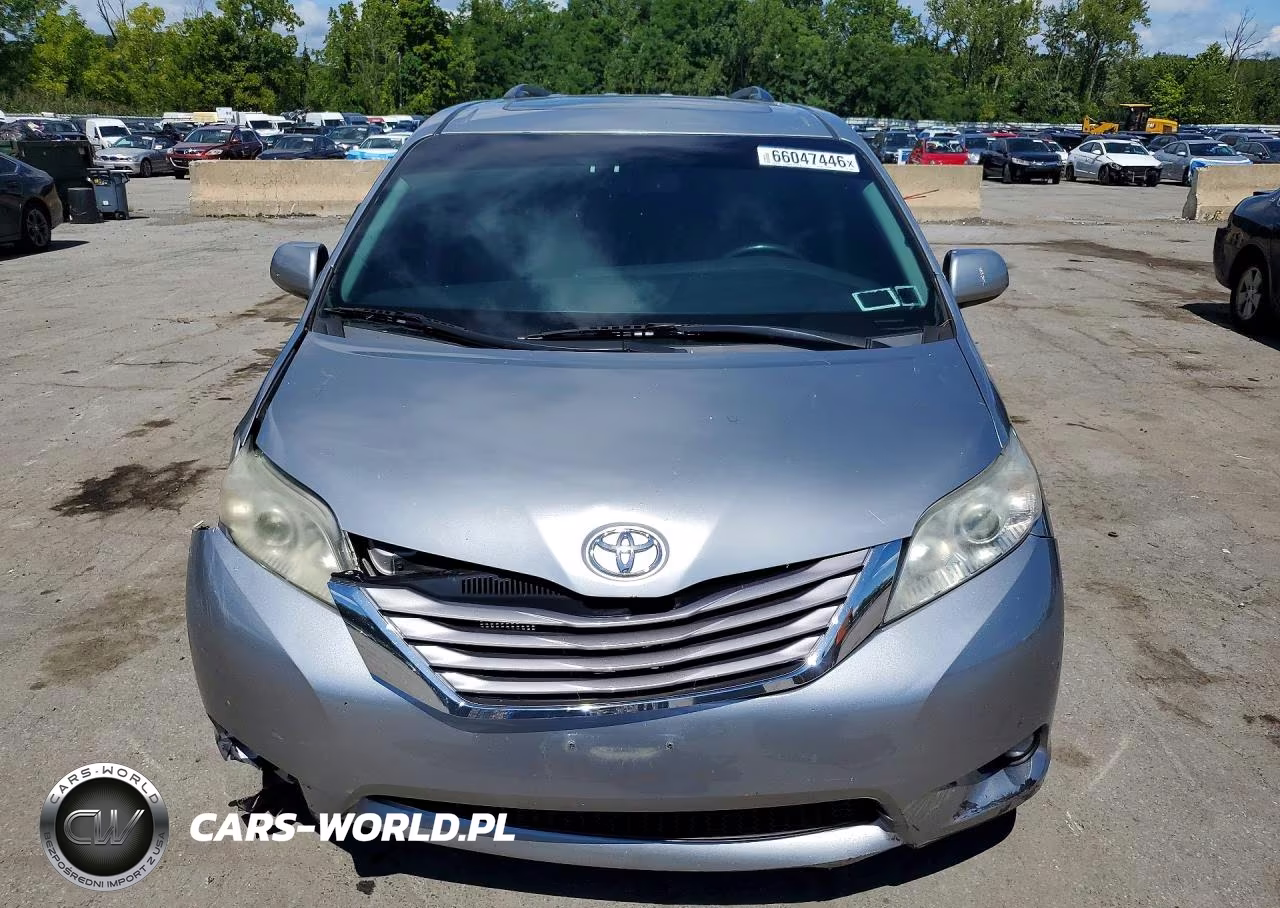 2016 Toyota Sienna Xle 8-Passenger VIN:5TDYK3DC2GS749800 - 5
