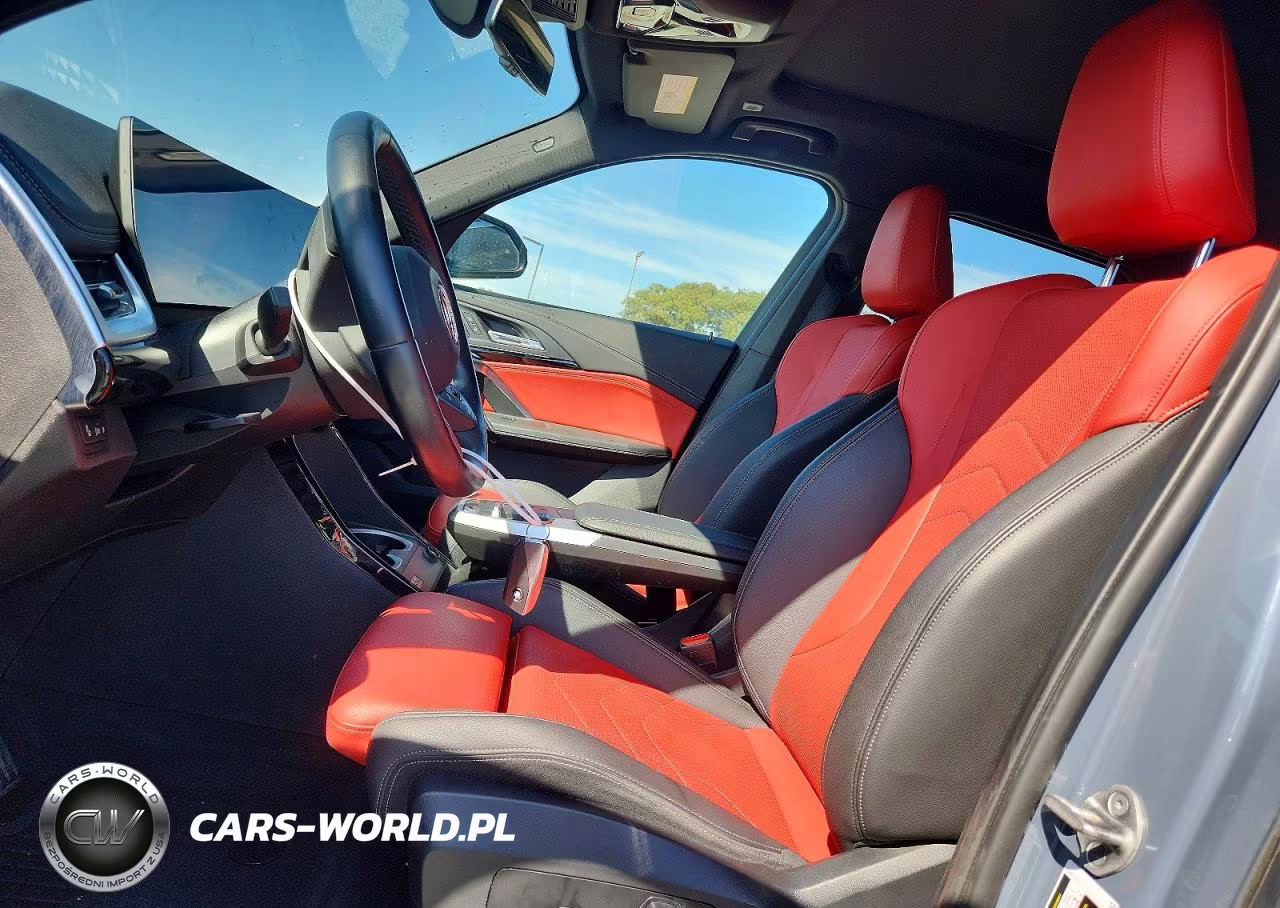 2023 BMW X1 xDrive28I VIN:WBX73EF05P5W47990 - 7