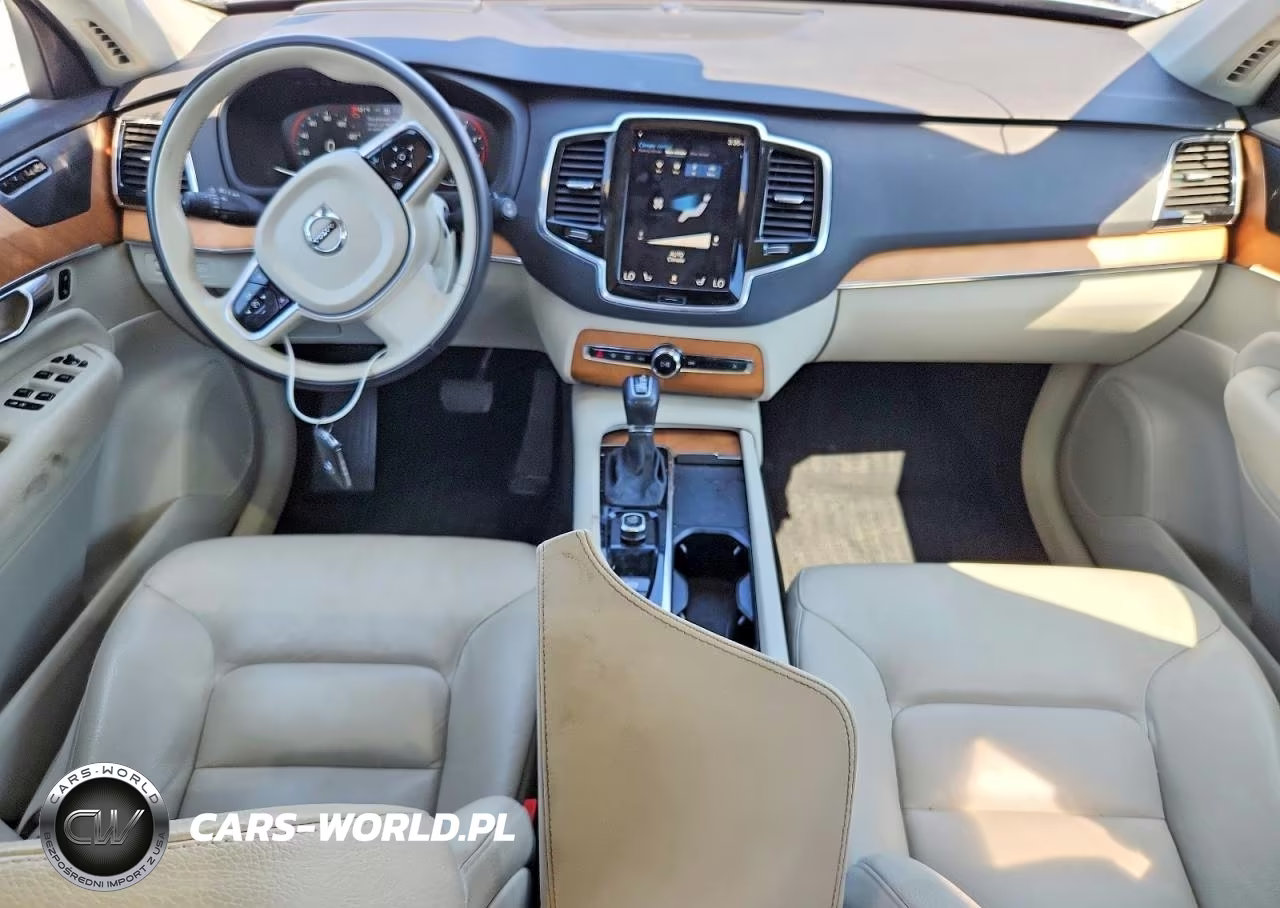 2022 Volvo Xc90 T6 Momentum VIN:YV4A221K0N1828736 - 8