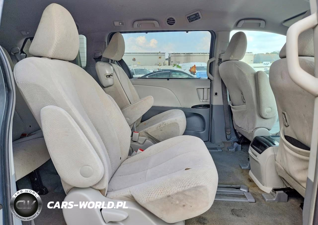2013 Toyota Sienna Le VIN:5TDKK3DC2DS281598 - 11