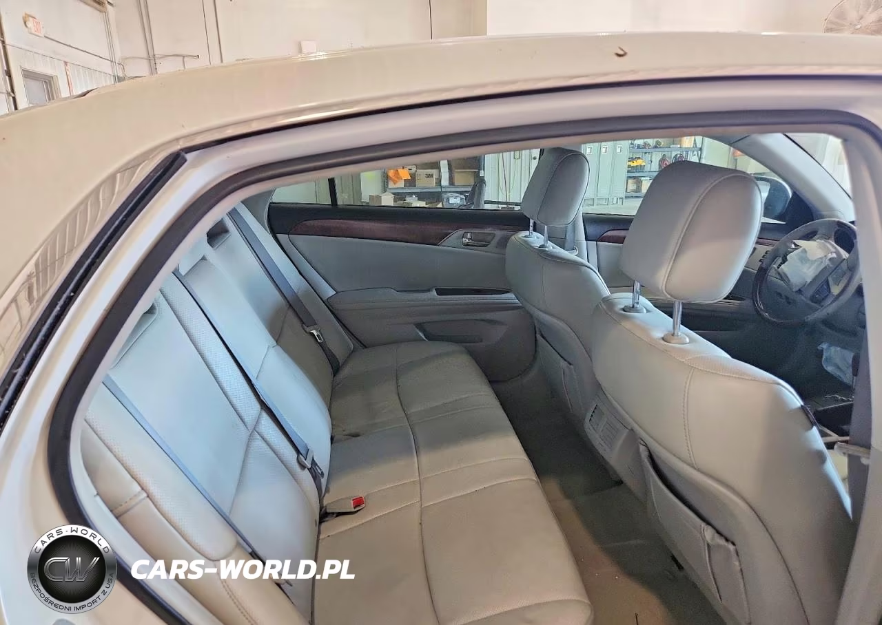 2011 Toyota Avalon Limited VIN:4T1BK3DB5BU406220 - 10