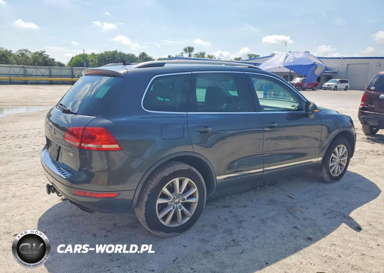 2013 Volkswagen Touareg V6 VIN:WVGEF9BP3DD012219 - 3