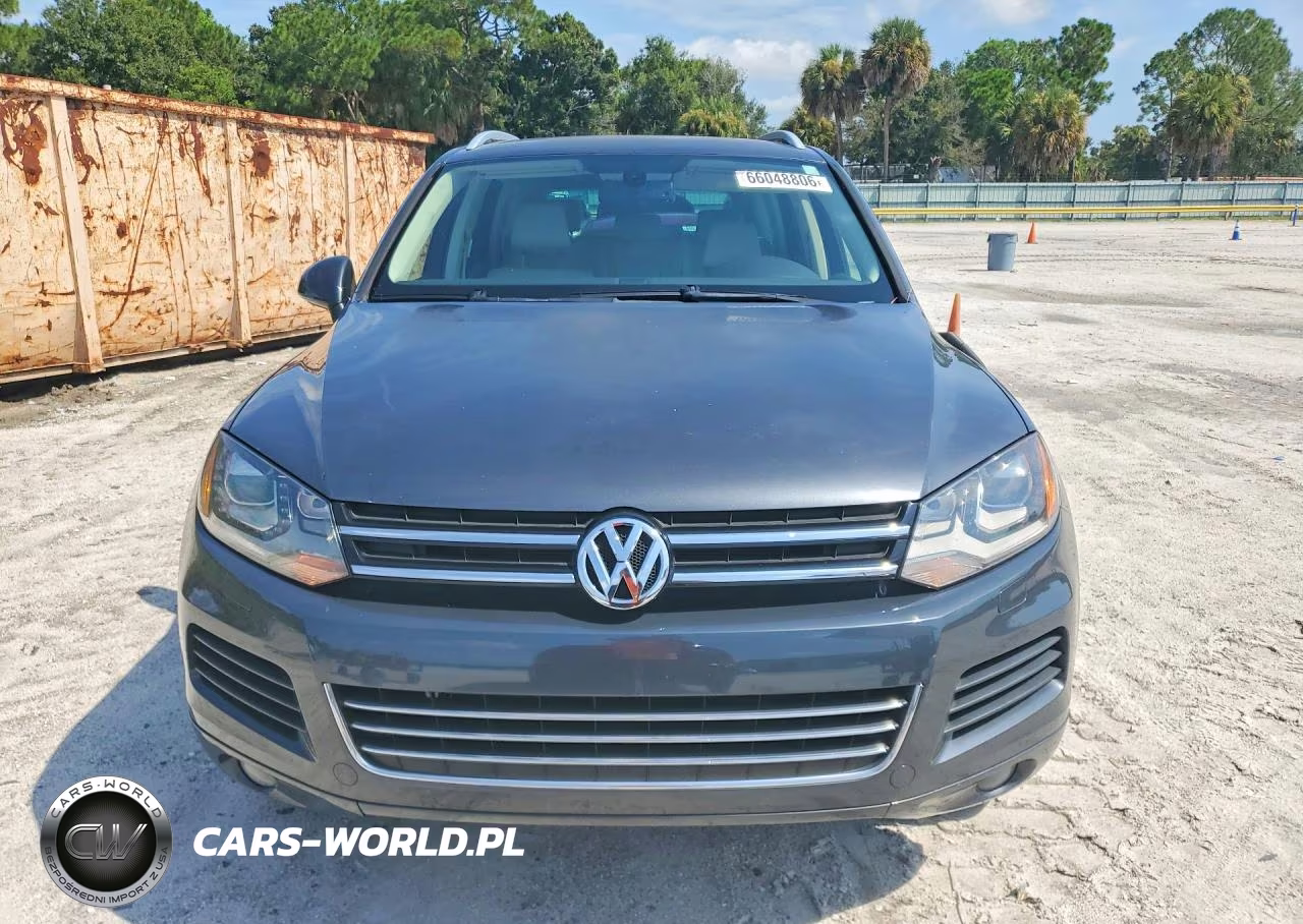 2013 Volkswagen Touareg V6 VIN:WVGEF9BP3DD012219 - 5