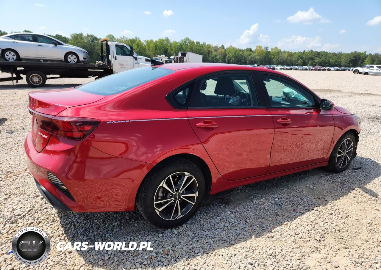 2024 Kia Forte Lxs VIN:3KPF24AD9RE834835 - 3