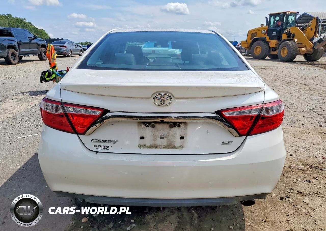 2017 Toyota Camry Se VIN:4T1BF1FK1HU451203 - 6