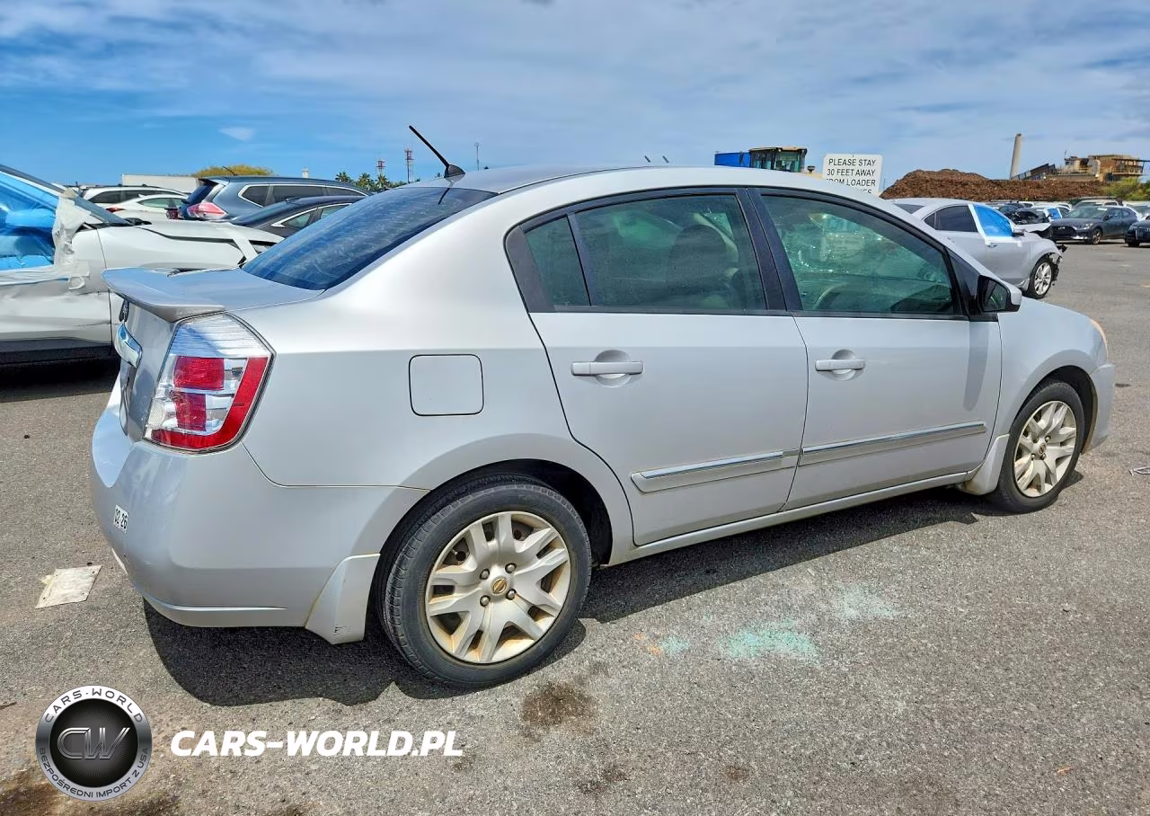 2012 Nissan Sentra 2.0 VIN:3N1AB6AP7CL704266 - 3