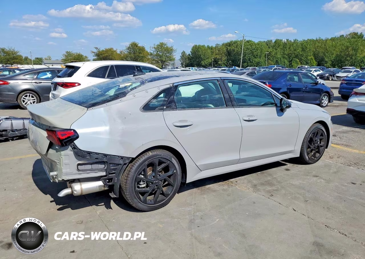 2026 Kia K5 Gt Line VIN:KNAG64J76T5503102 - 3