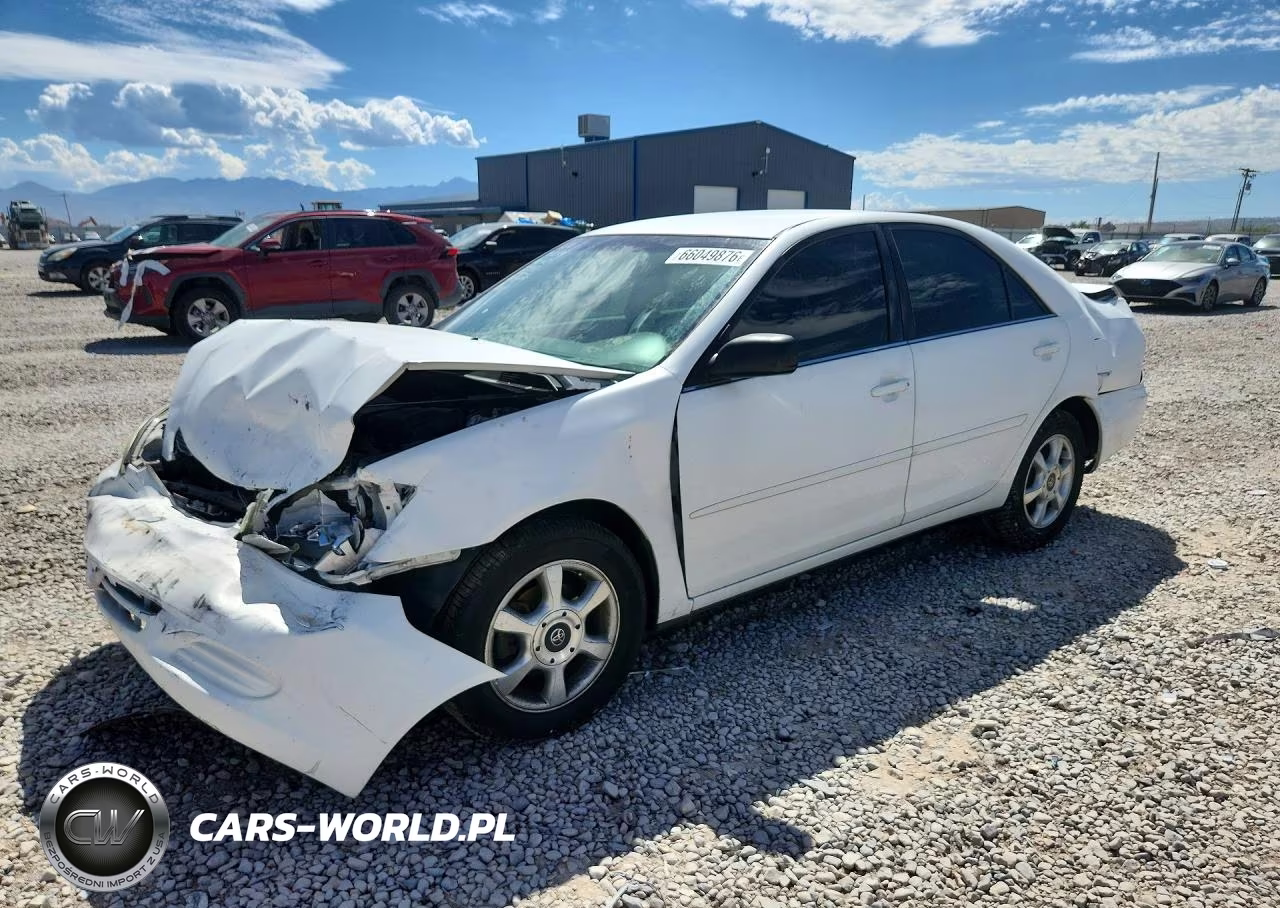 2004 Toyota Camry Le